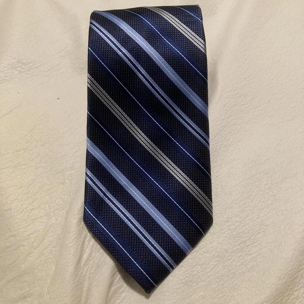 NWOT Stafford Blue Stripes Tie 58/3